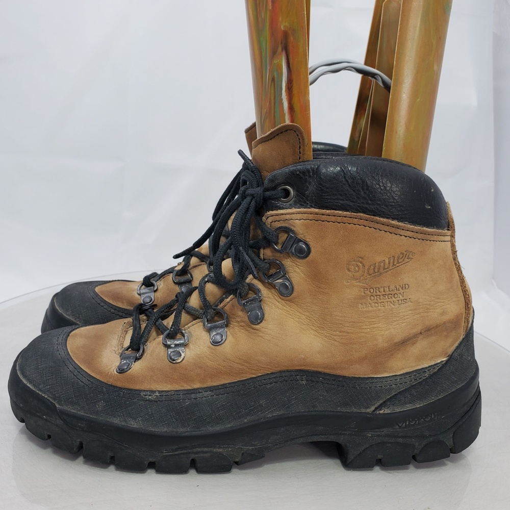 Dirty Danner Combat Hiker Military Boots Men 9 W Brown Nubuck Vibram USA #43513X